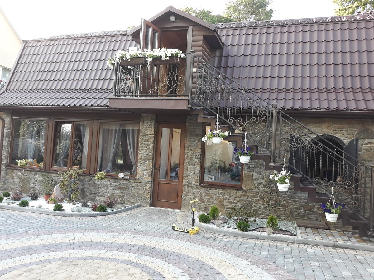 Villa Celebrity Kamjanez-Podilskyj Exterior foto